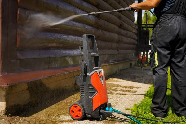 Wood House Exterior Cleaning Service
